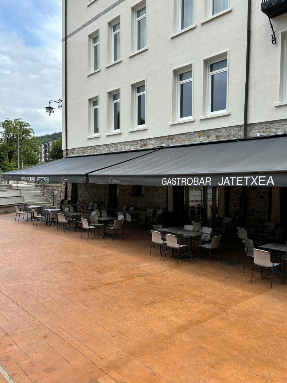 Hotel Mondragon Arrasate/Mondragon Buitenkant foto
