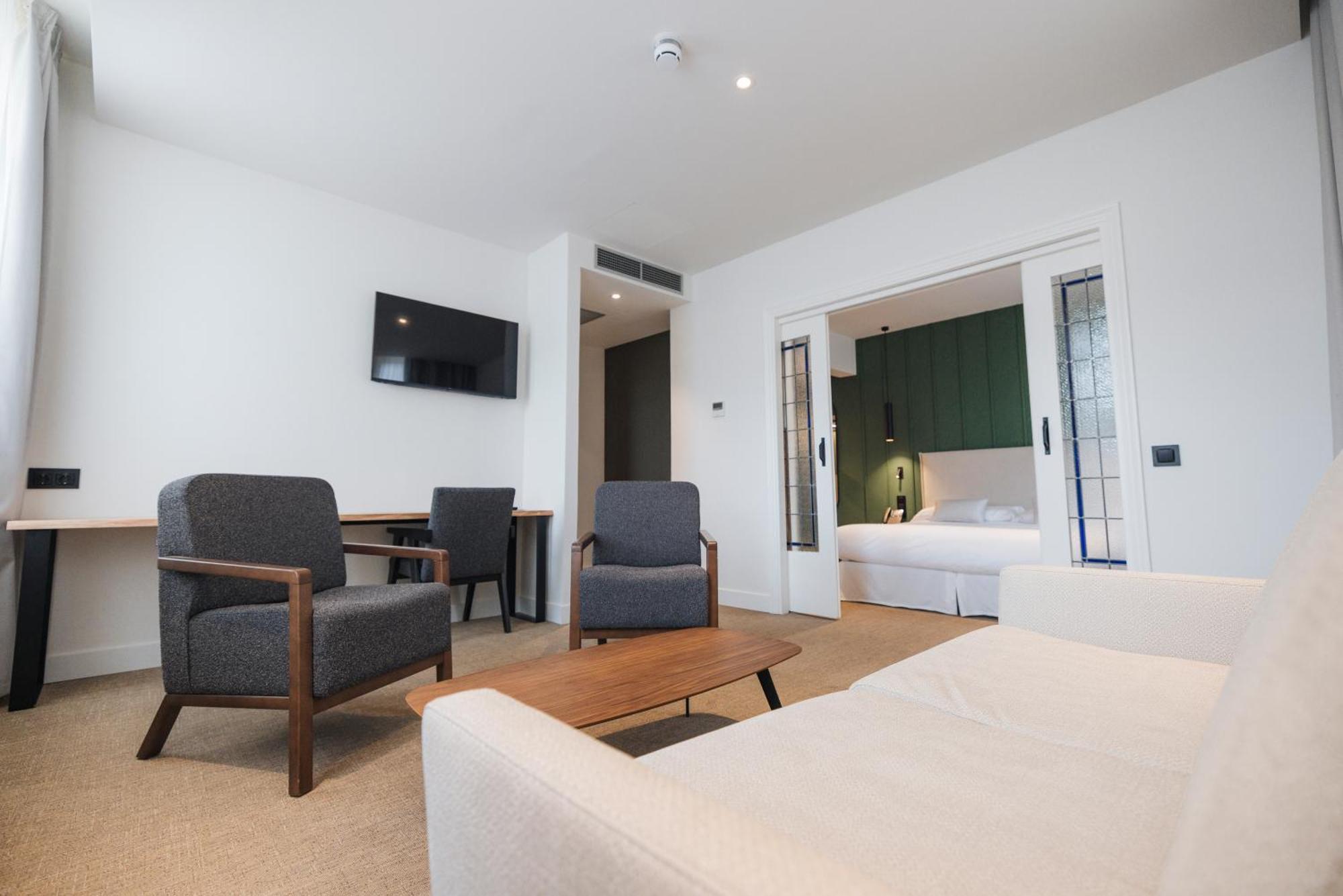 Hotel Mondragon Arrasate/Mondragon Buitenkant foto